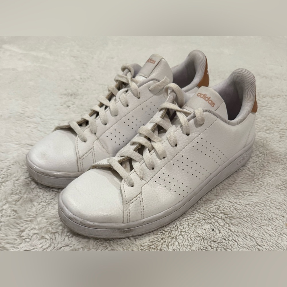 Adidas Women’s Advantage 2.0 Tennis Shoes – White & Copper – Size 9.5
